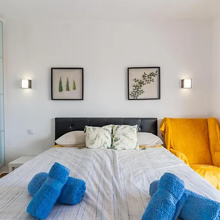 Apartment With Ocean Views & Pool In Colina Blanca, Costa Adeje (Tenerife)