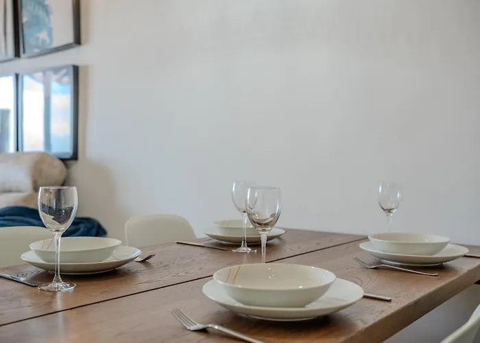 With Ocean Views & Pool In Colina Blanca, شقة *