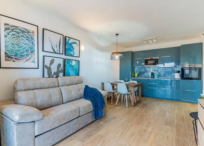 With Ocean Views & Pool In Colina Blanca, Costa Adeje (Tenerife)