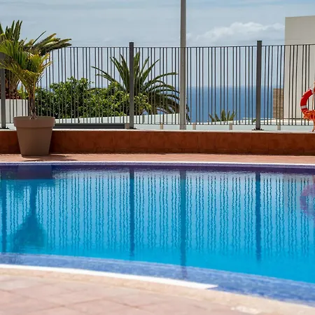 Luminoso Con Terraza, Vistas Al Mar Y Aire Acondicionado Apartment Costa Adeje (Tenerife)